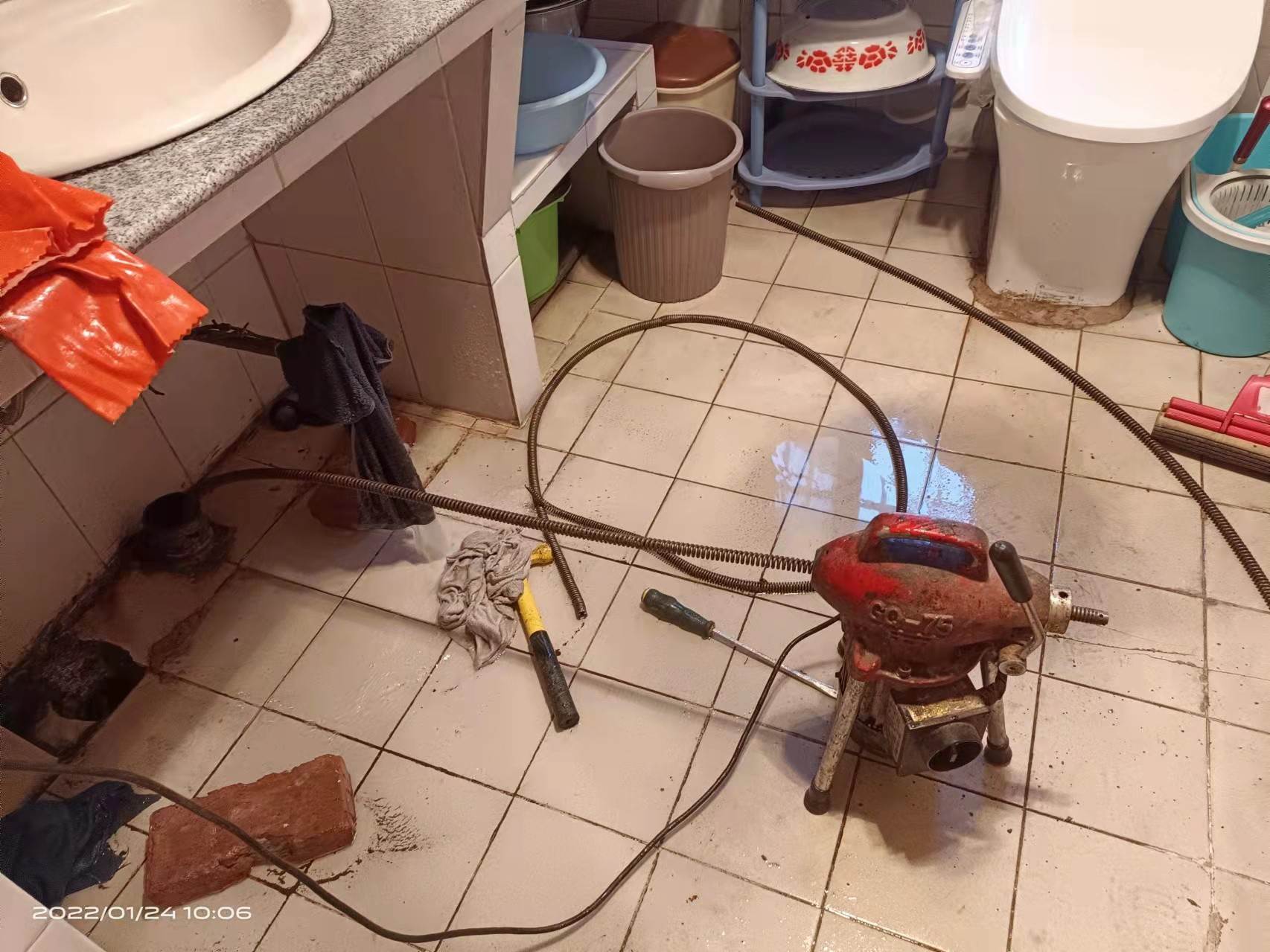 加格达奇疏通厨房下水道，地漏疏通